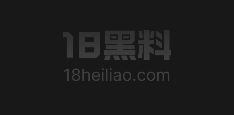 上海松江大学城男生出轨被抓 夜里街头两人凑到一起拉扯 当街吵架多人围观 - 图1